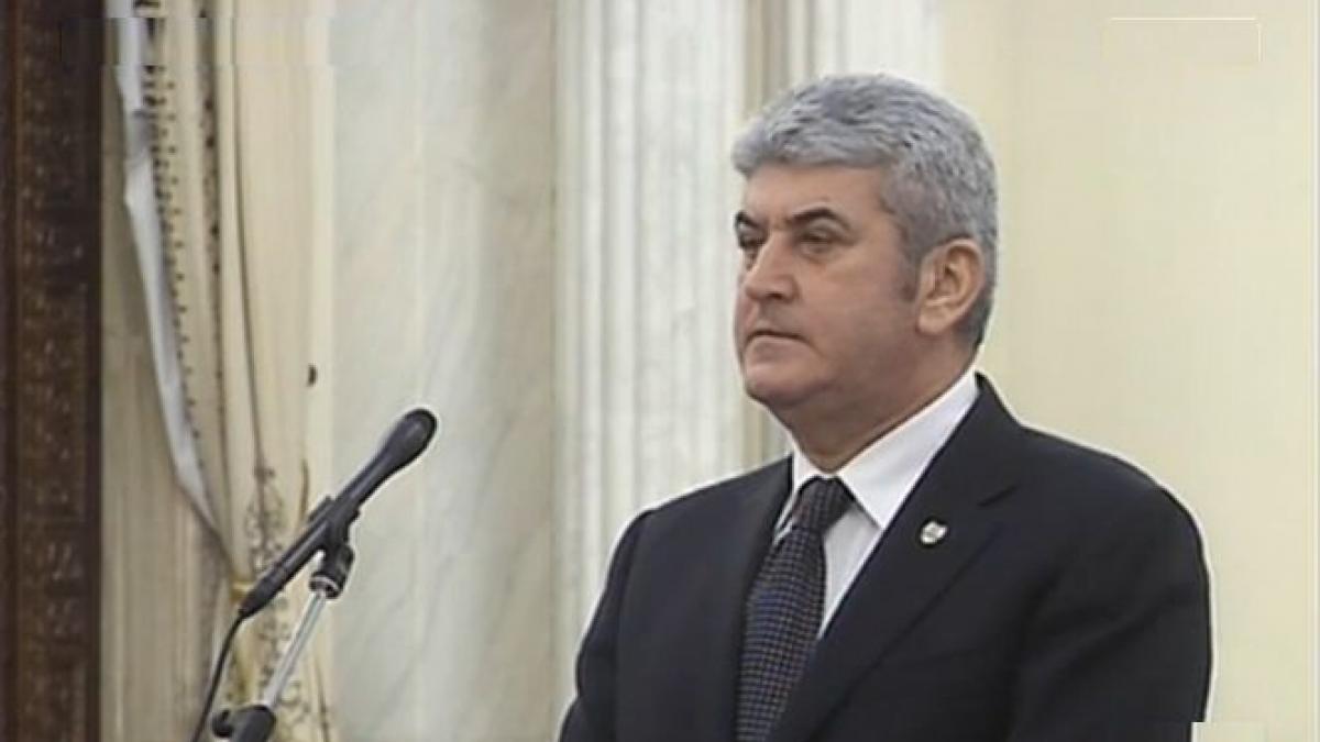 Gabriel Oprea, numit ministru de Interne şi vicepremier interimar în Guvernul Ponta II