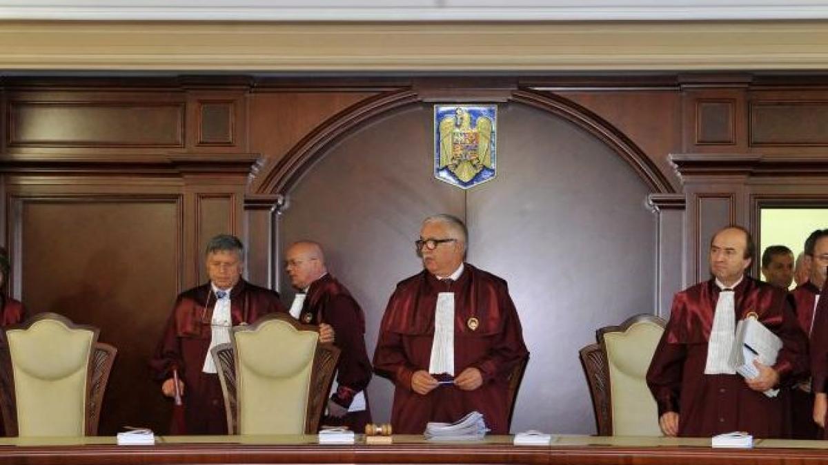 Votul la Curtea Constituţională a fost de 8 - 1. Ivan: Ne aşteptam cu toţii