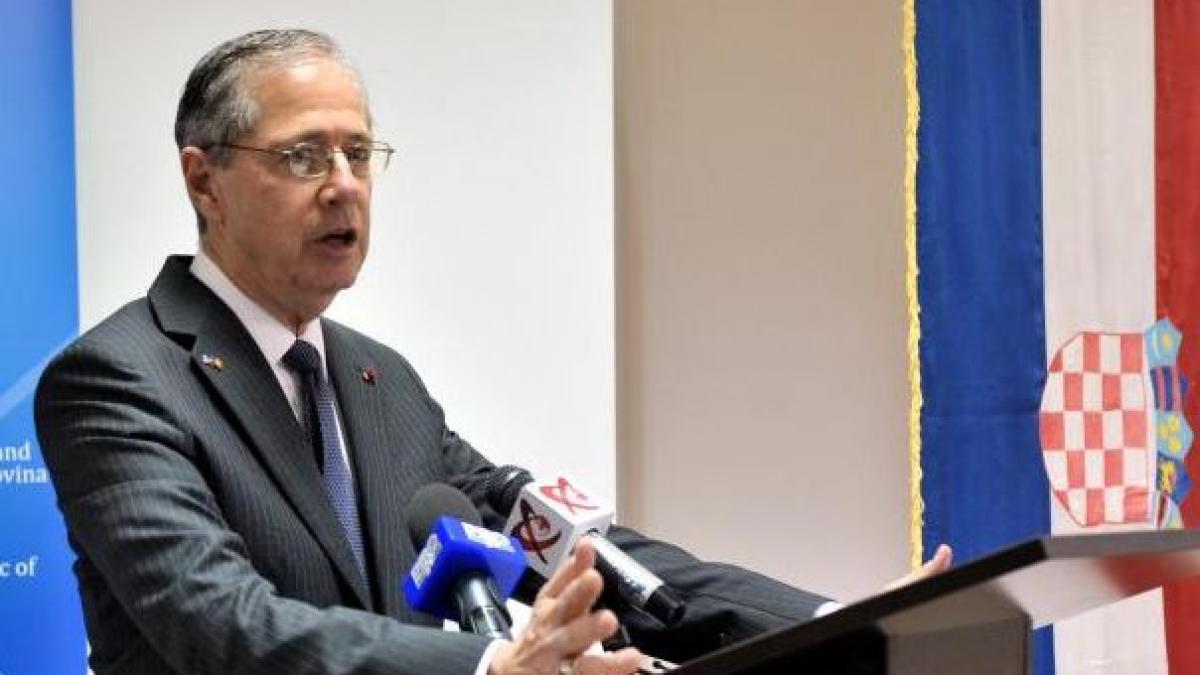 Gitenstein: Situaţia din Ucraina este FOARTE PERICULOASĂ şi ar putea avea impact în România