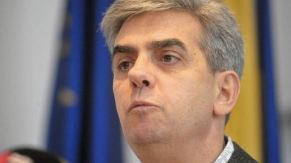 Antonescu: Noul secretar general al PNL este Rareş Mănescu, Nicolăescu va coordona PNL Bucureşti