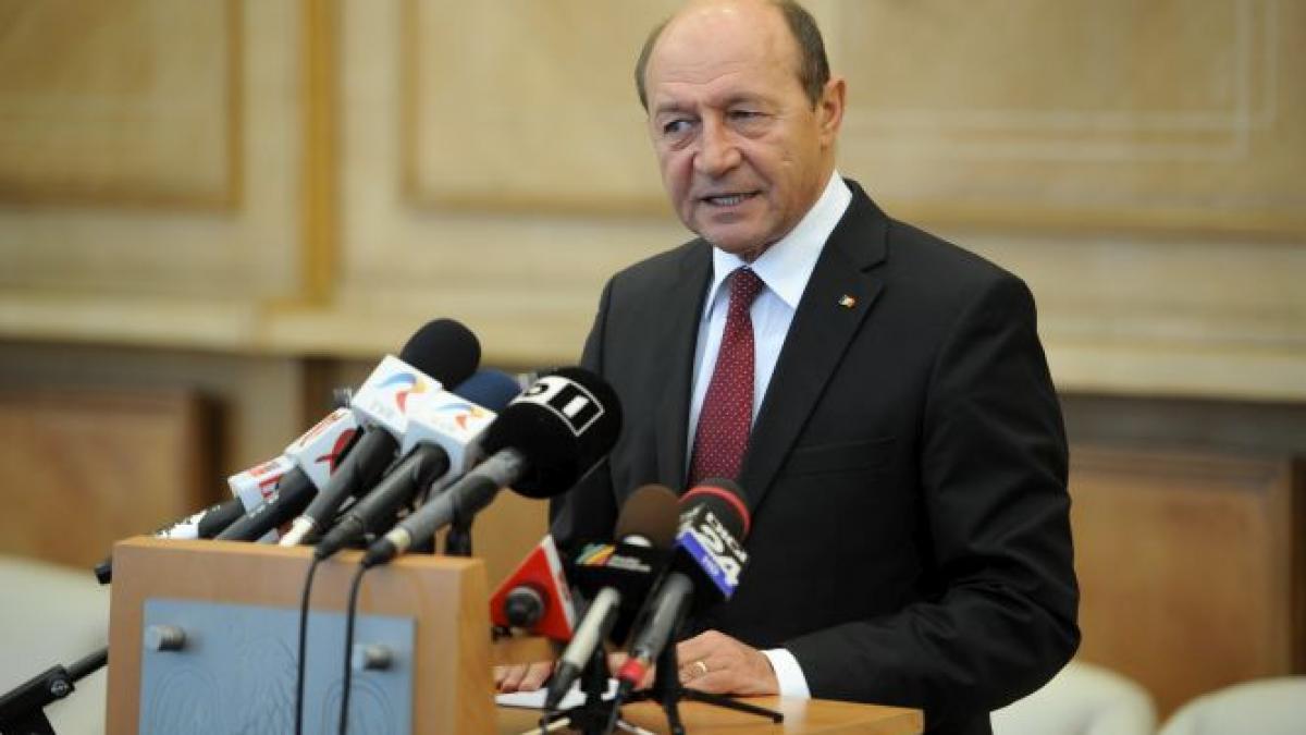 Băsescu: Extremismul de stânga şi cel de dreapta prind iarăşi rădăcini în Europa, pe fondul crizei