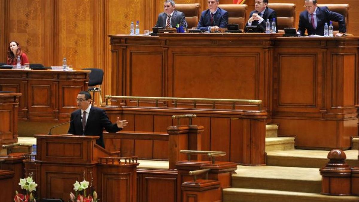 Guvernul Ponta III şi-a angajat răspunderea în plenul reunit al celor două Camere ale Parlamentului