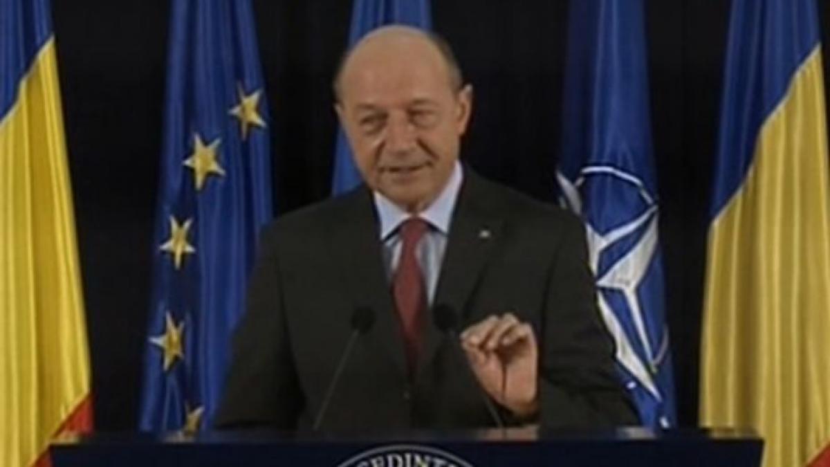 Băsescu: România susţine fără rezerve integritatea teritorială a Ucrainei