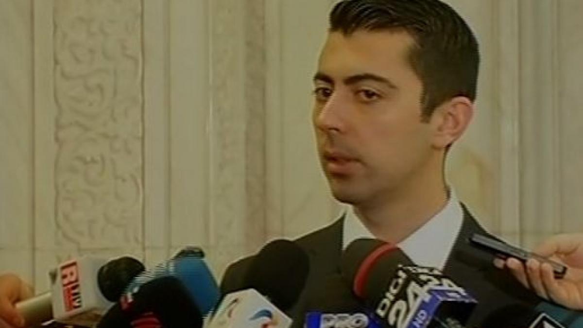 Deputatul Vlad Cosma îşi vrea banii înapoi. A contestat în instanţă sechestrul asigurător