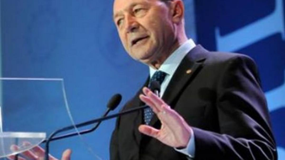 Traian Băsescu: Am promulgat Legea energiei şi aştept ieftinirea preţului la energie electrică