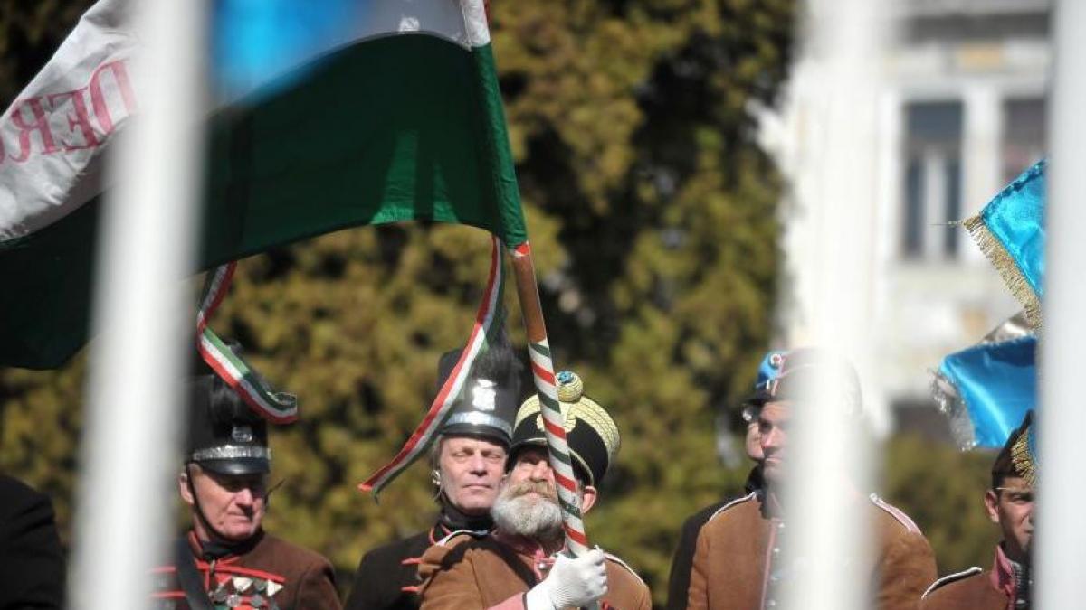 Etnicii maghiari, cereri pentru AUTONOMIE şi în alte state. Cum AU FOST PUŞI LA PUNCT în Slovacia