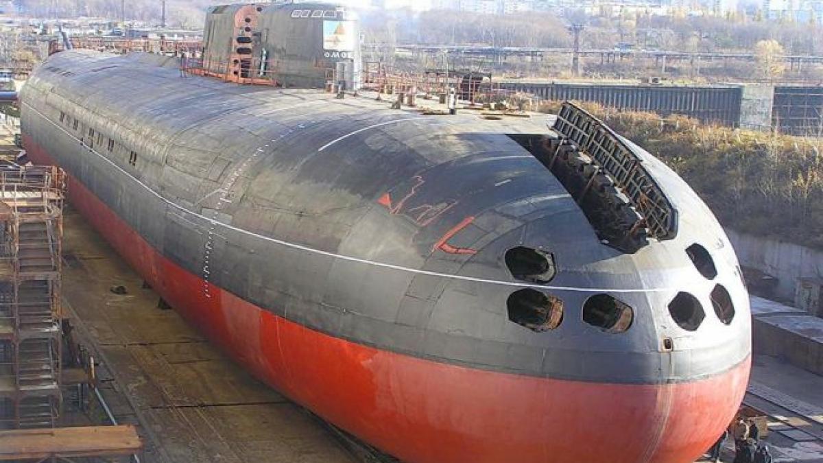 Un submarin nuclear rusesc a fost cuprins de flăcări