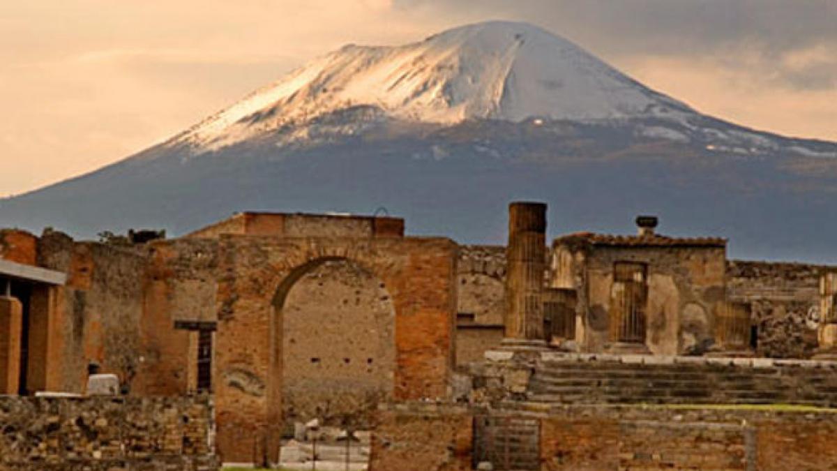 Pompeii în pericol. Al patrulea zid prăbuşit în ultima lună în anticul oraş roman