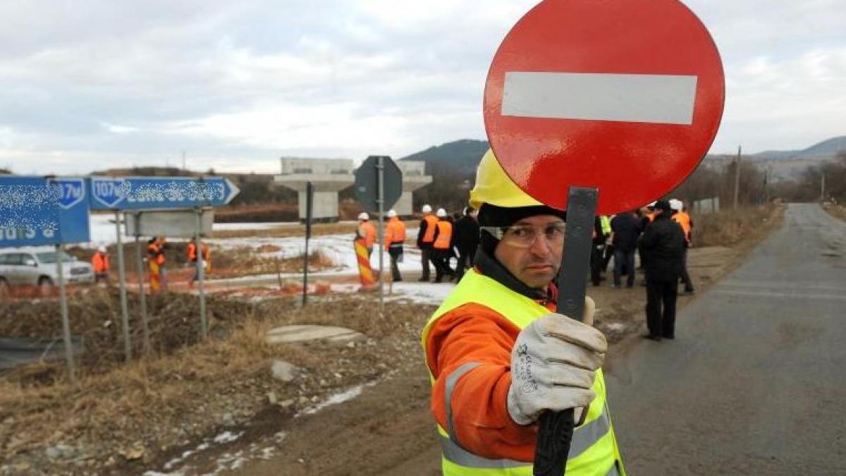 Şova anunţă rezilierea contractului pentru autostrada dintre Sibiu şi Orăştie. &quot;Italienii nu şi-au respectat angajamentele&quot;