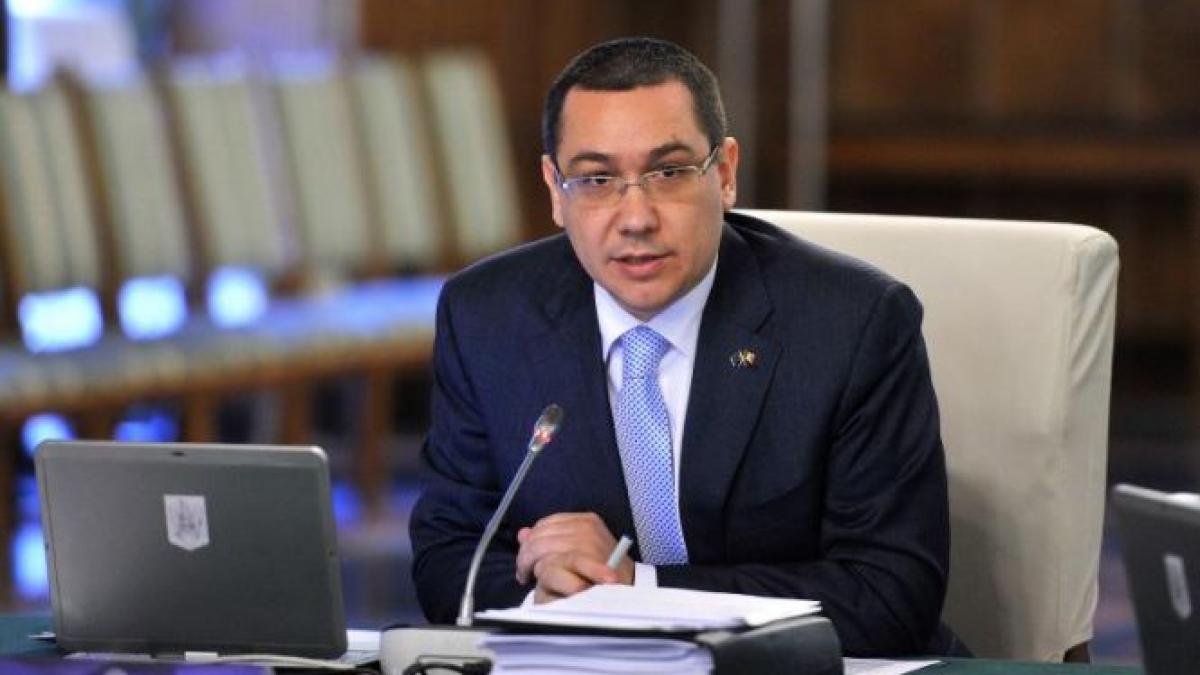 Victor Ponta: Acciza la carburanţi va fi aplicată din luna aprilie. Vor fi introduse măsuri de sprijin pentru transportatorii &quot;corecţi&quot;