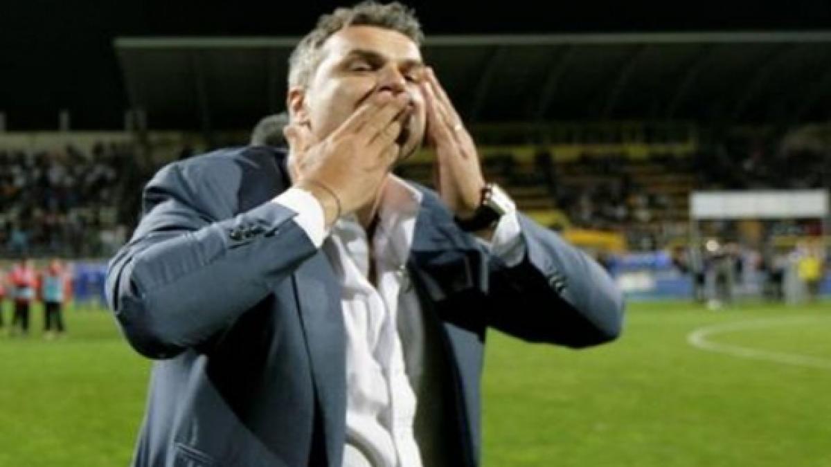 Cosmin Olăroiu a câştigat titlul cu Al Ahli în Emiratele Arabe Unite