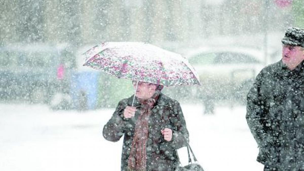 ATENŢIONAREA meteo, dată în urmă cu puţin timp. &quot;Lapoviţă şi NINSOARE în următoarele zile&quot;