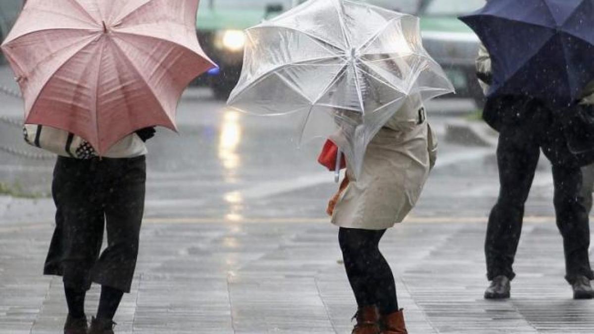 Veste REA din partea meteorologilor. Cod GALBEN de ploi în judeţele deja afectate de INUNDAŢII