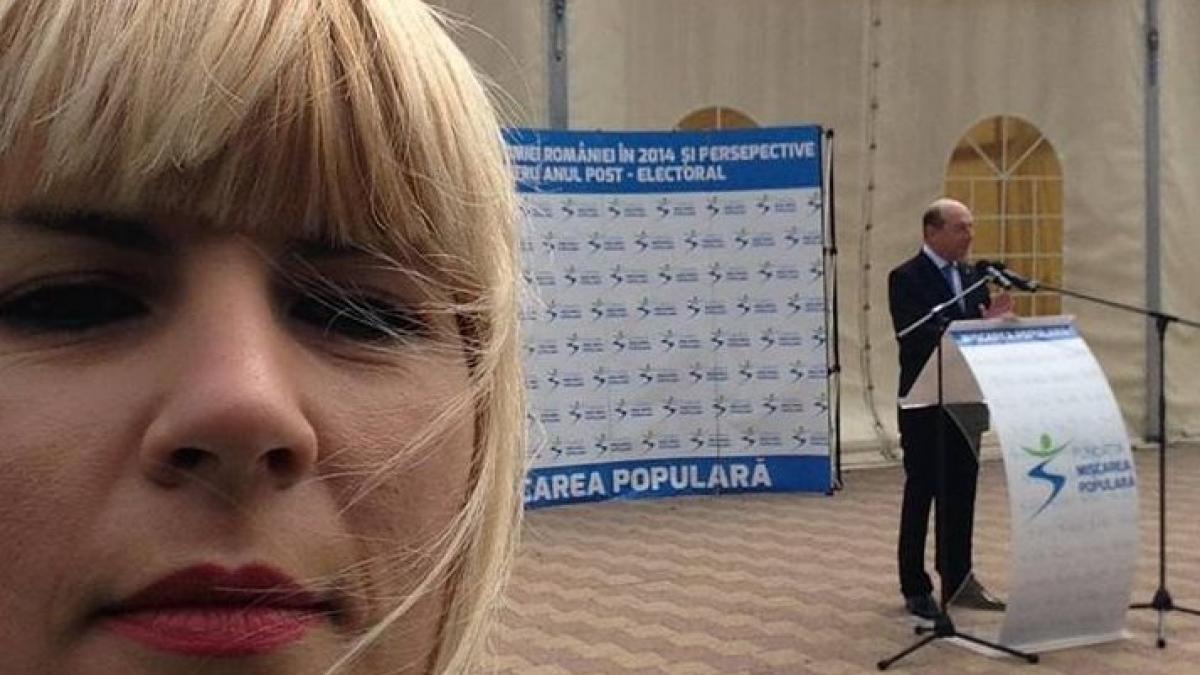 Elena Udrea, &quot;SELFIE&quot; cu Traian Băsescu