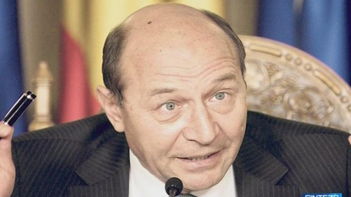 Sinteza zilei: Ultimele zile ale regimului Băsescu. Psiholog: GESTURI DISPERATE ale unui &quot;om obsedat de propriul său sfârşit&quot;