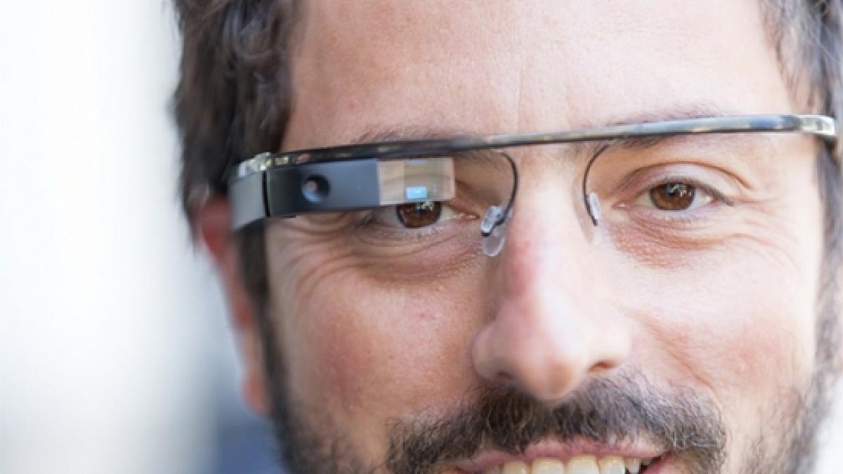 Testează Google Glass, cel mai inovativ dispozitiv mobil al anului