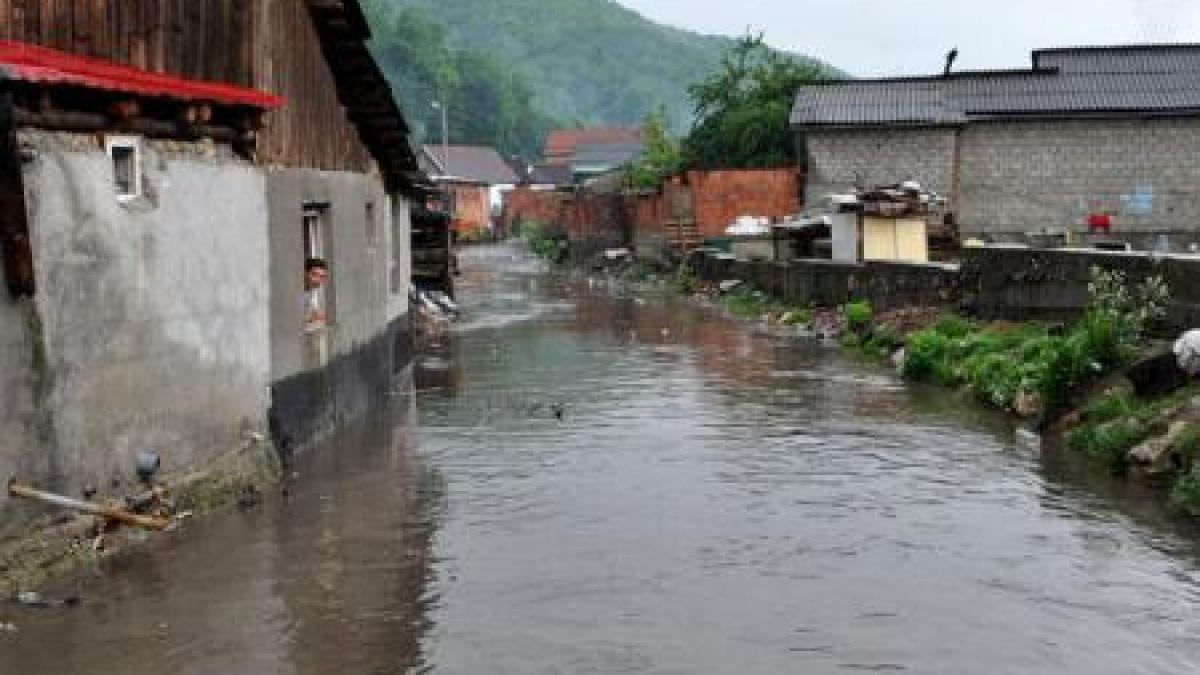 Situație gravă în Vrancea din cauza precipitațiilor