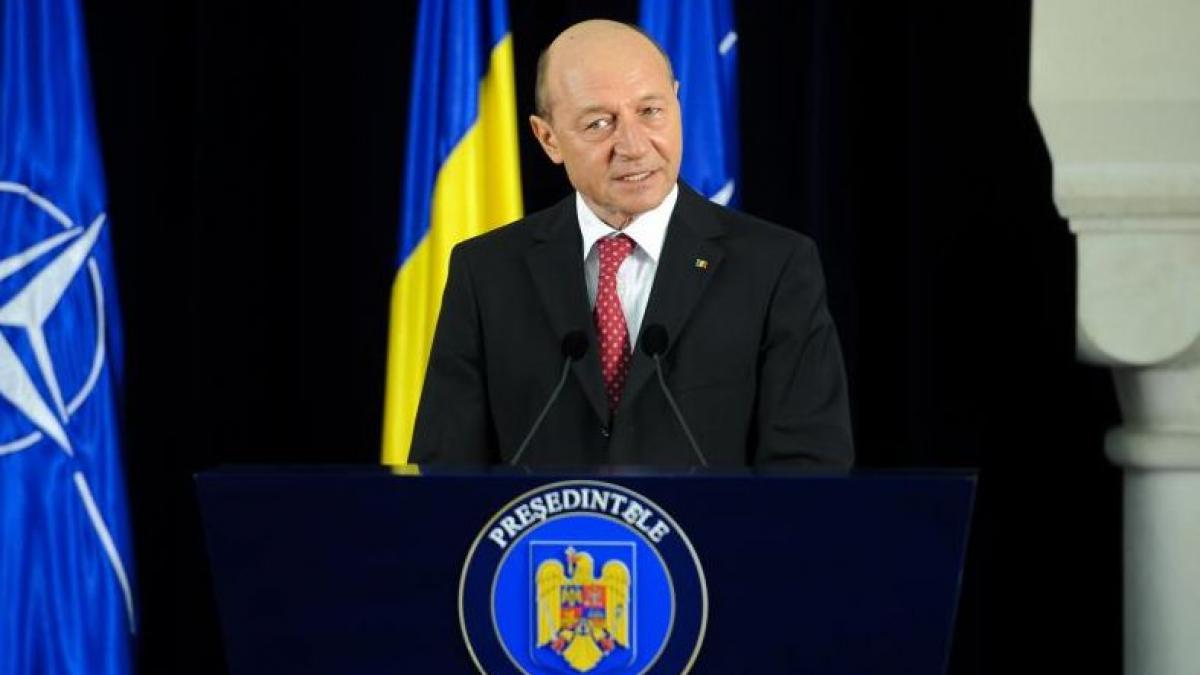 Băsescu: Corupţia este un risc pentru securitatea naţională. Vedeţi exemplul Ucraina