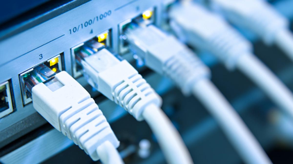 Peste 5,9 milioane de români folosesc zilnic Internetul, iar numărul este în creștere 