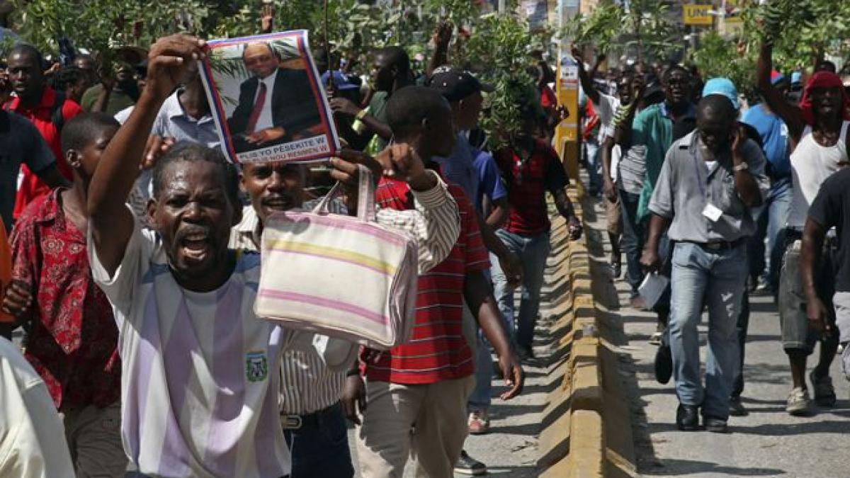 Protest antiguvernamental în Haiti: &quot;Obama nu ar fi trebuit să sprijine acest guvern&quot;