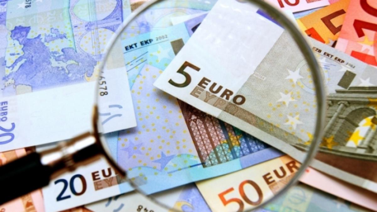 Banca Centrală Europeană n-are dreptate. Nu dobânzile trebuie să scadă, ci taxele