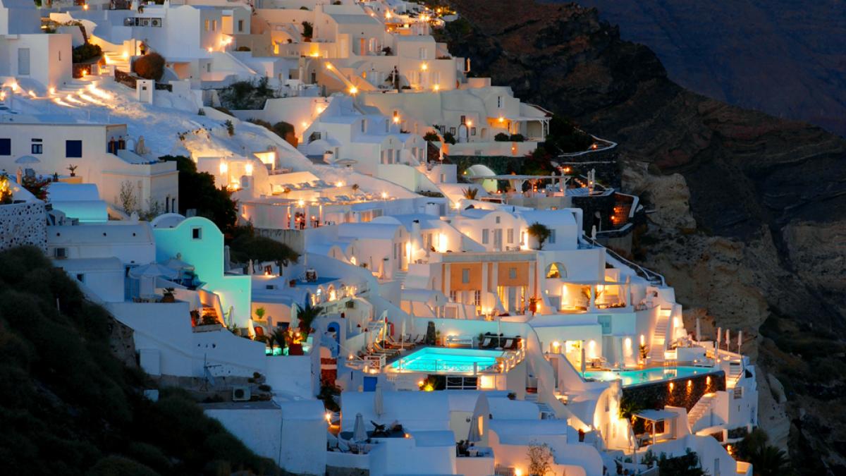 Santorini, destinatia indragostitilor