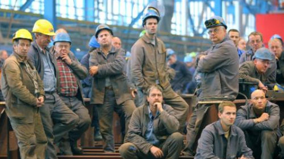 2011-11-01-german-workers.jpg