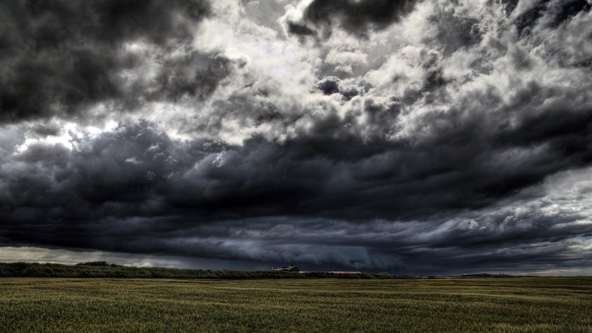 random-wallpapers-storm-clouds-picture-wallpaper-34561.jpg