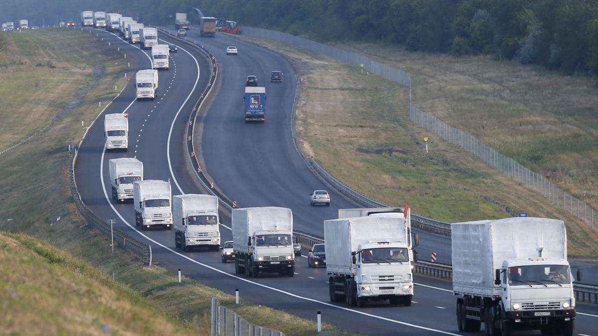 russia-aid-convoy.jpg