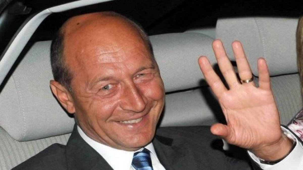 traian-basescu-adio.jpg