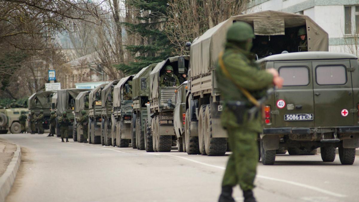 la-fg-wn-russian-legislators-approve-troop-deployment-in-ukraine-20140301.jpg