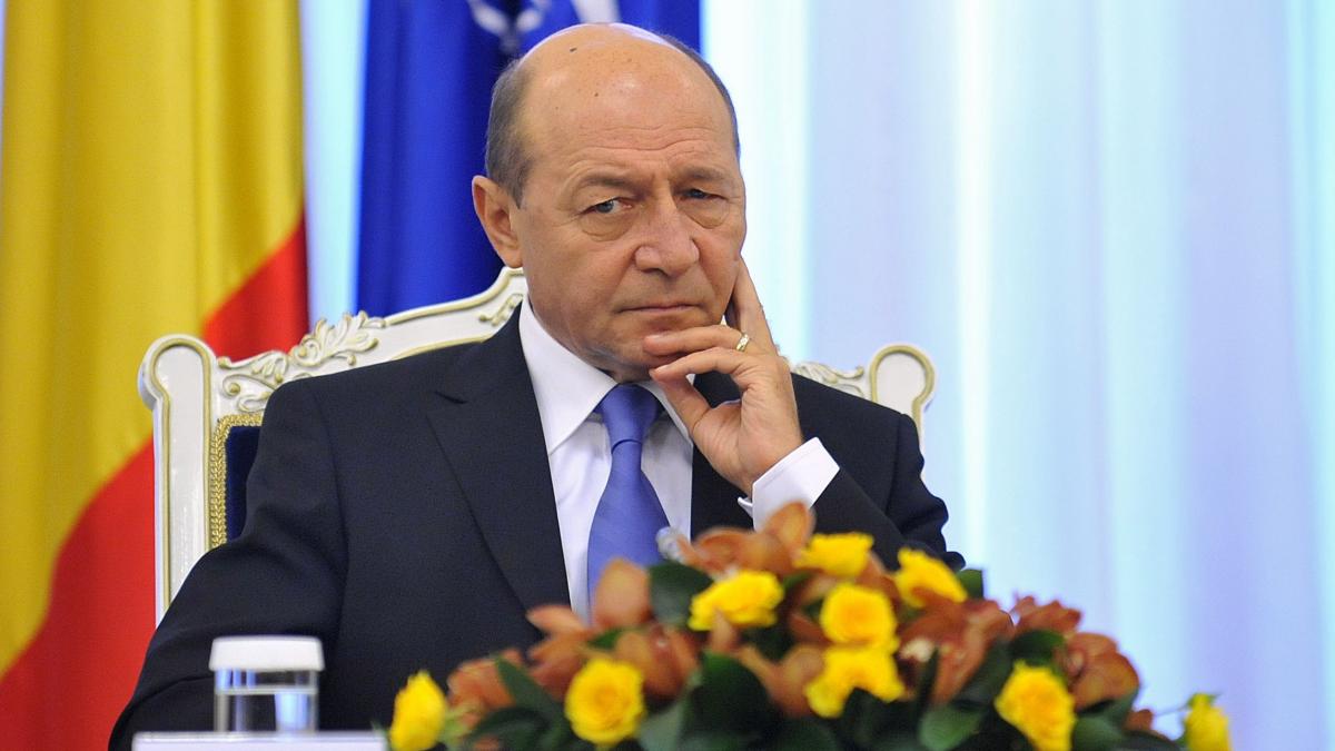 presedintele-traian-basescu-s-a-intalnit-cu-seful-cia-95865-1.jpg