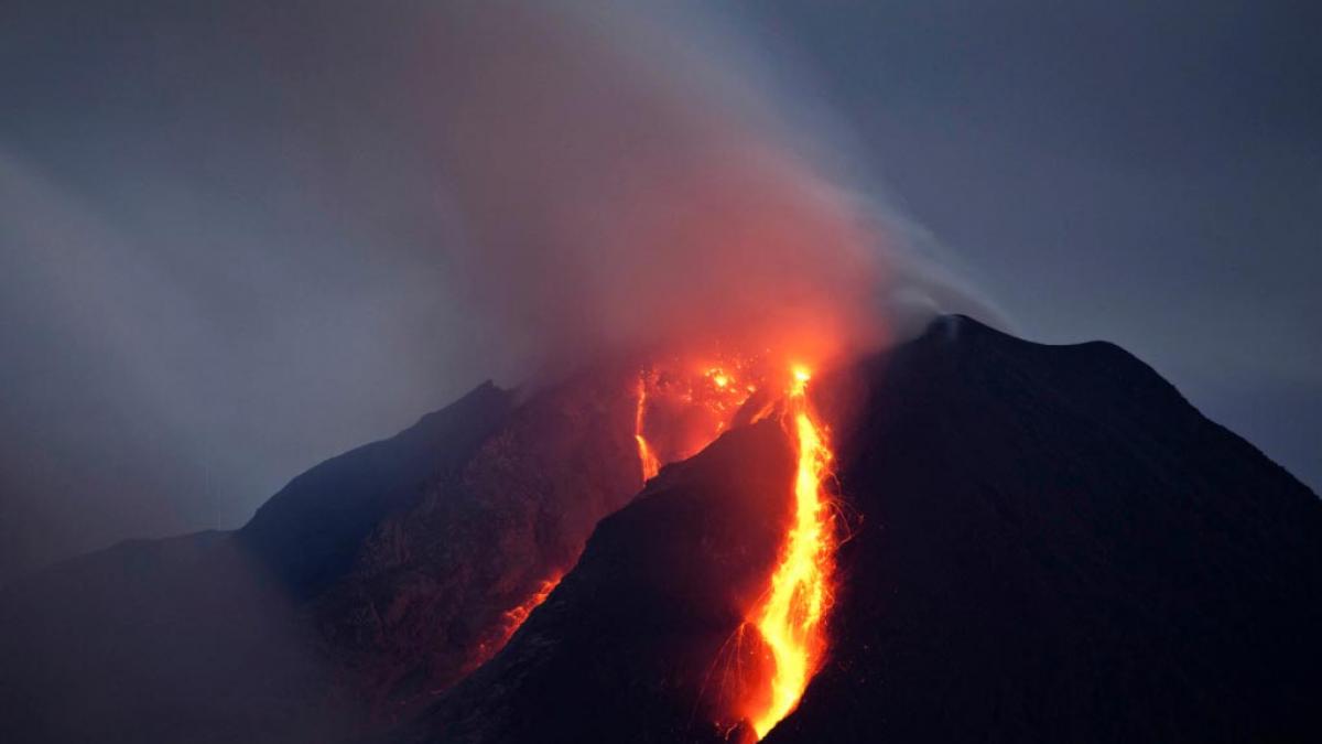 indonesia-sinabung-volcano-eruption-010614.jpg