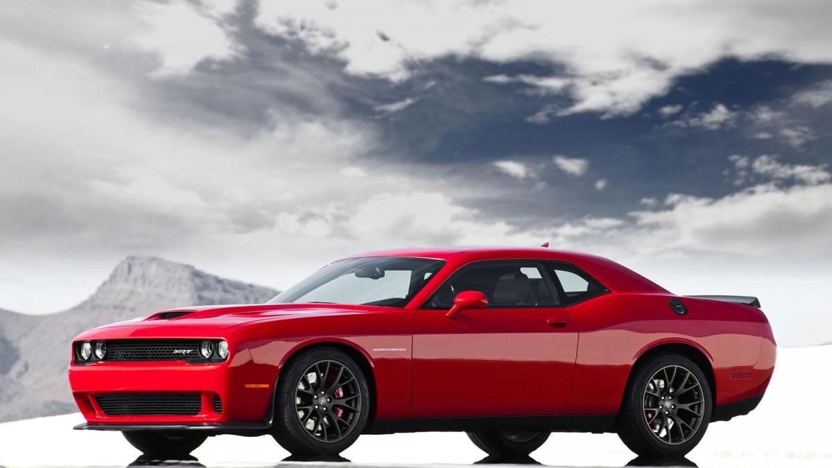 2015-Dodge-Challenger-SRT-Hellcat-Hellcat9.jpg