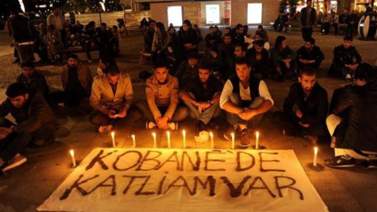 futuristika_kobane-protests-in-turkey-at-least-twelve-reported-dead_03.jpg