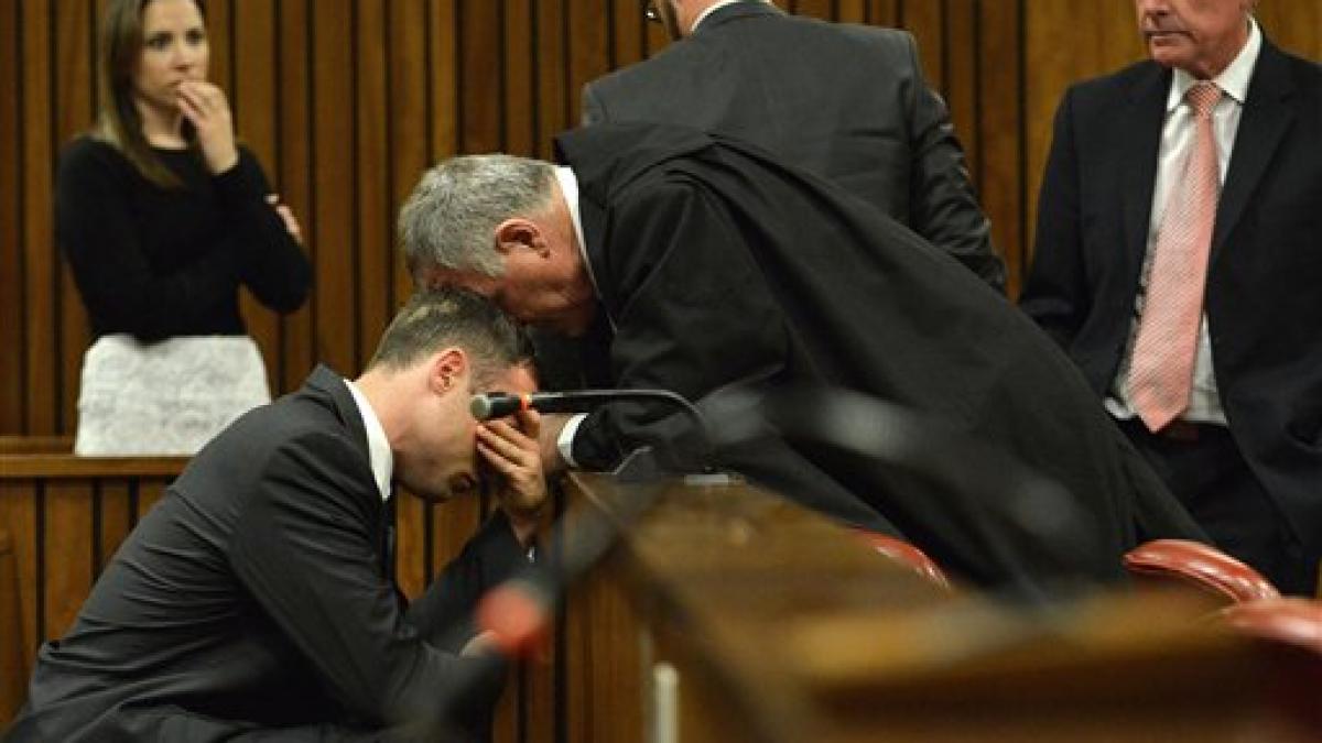 oscar-pistorius-barry-roux.jpg