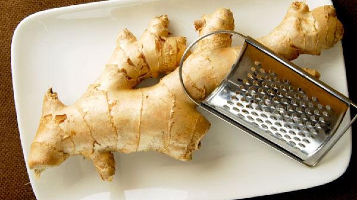 grater-ginger-TS-135184747.jpg