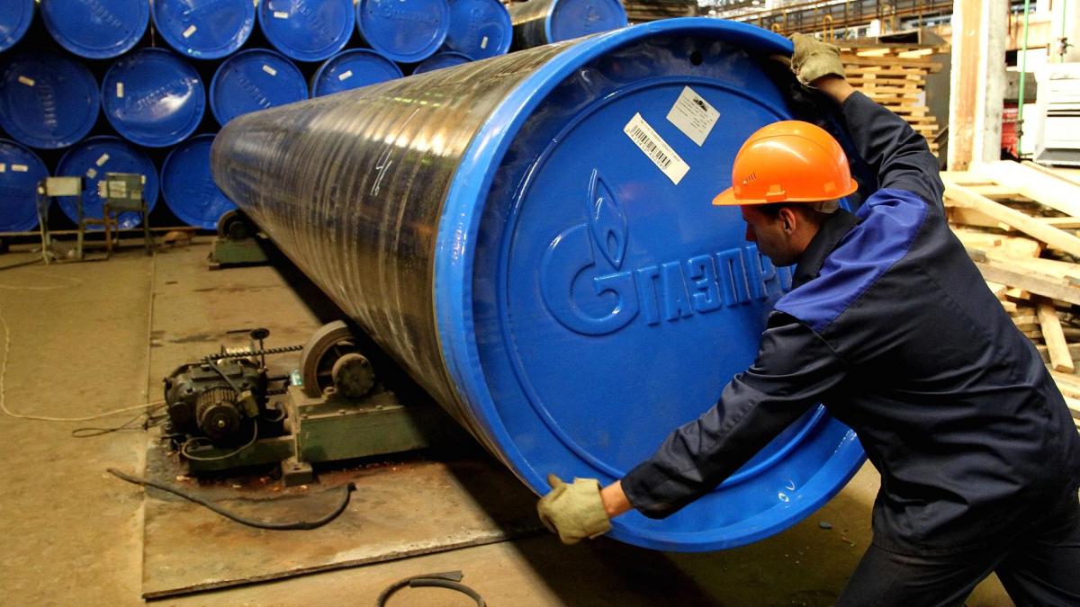 48975898-gazprom-pipe-factory-gettyp.1910x1000.jpg