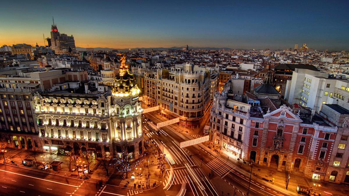 Madrid-City-at-Night.jpg