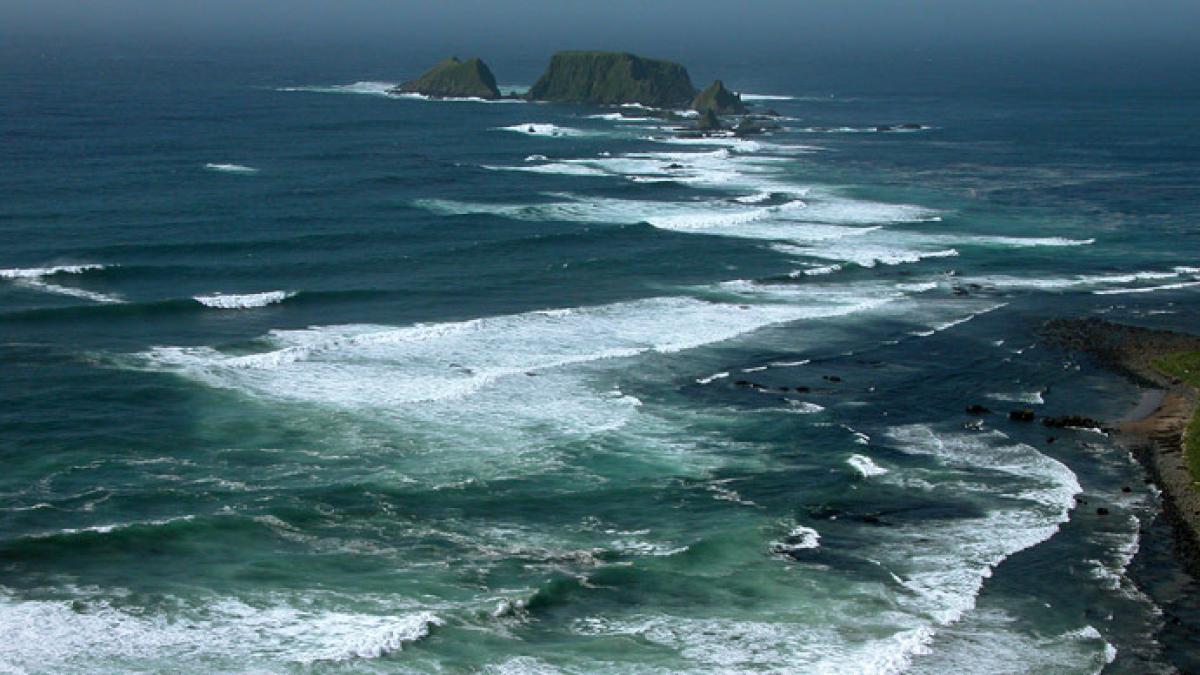 okhotsk-sea-shelf-russia.si.jpg