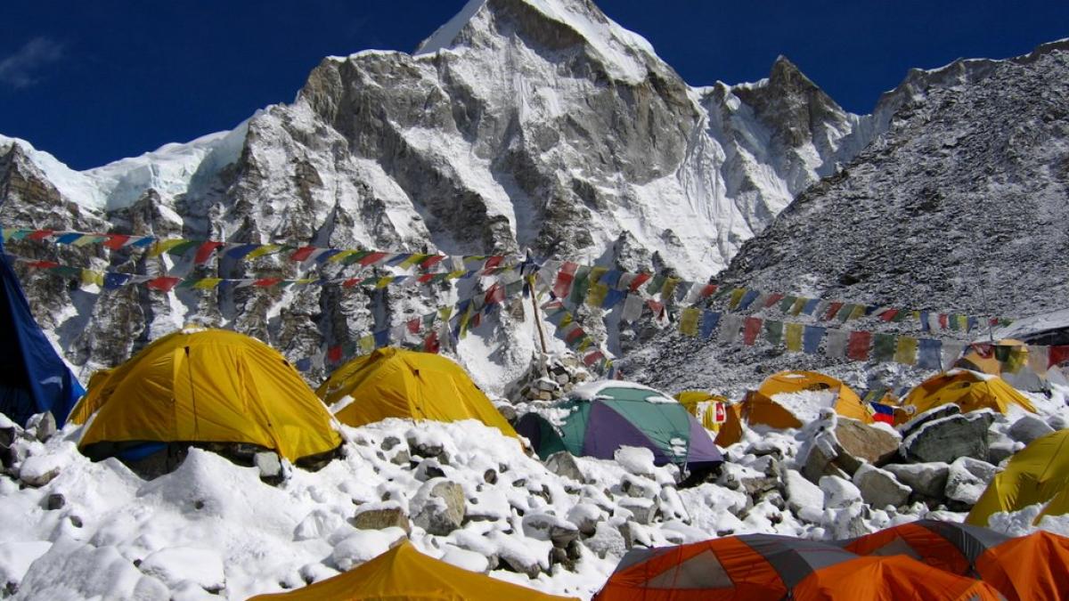 EverestBaseCamp2.jpg