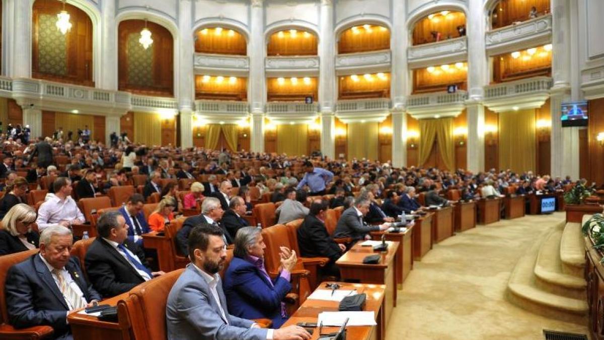 parlament.jpg