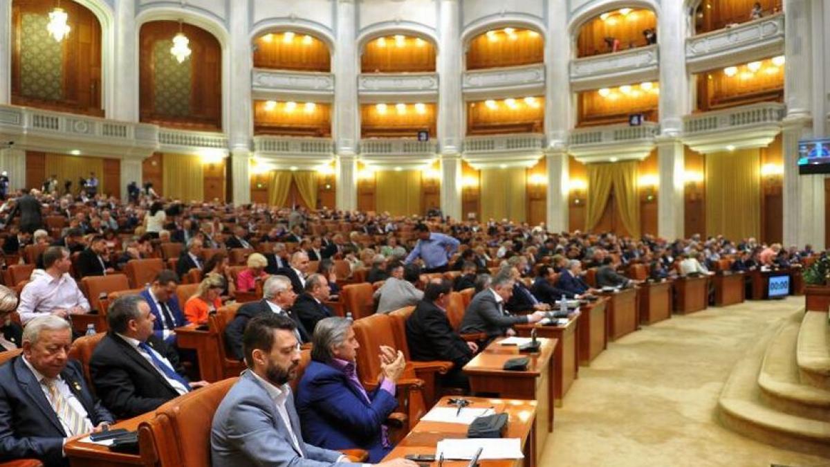 parlament.jpg