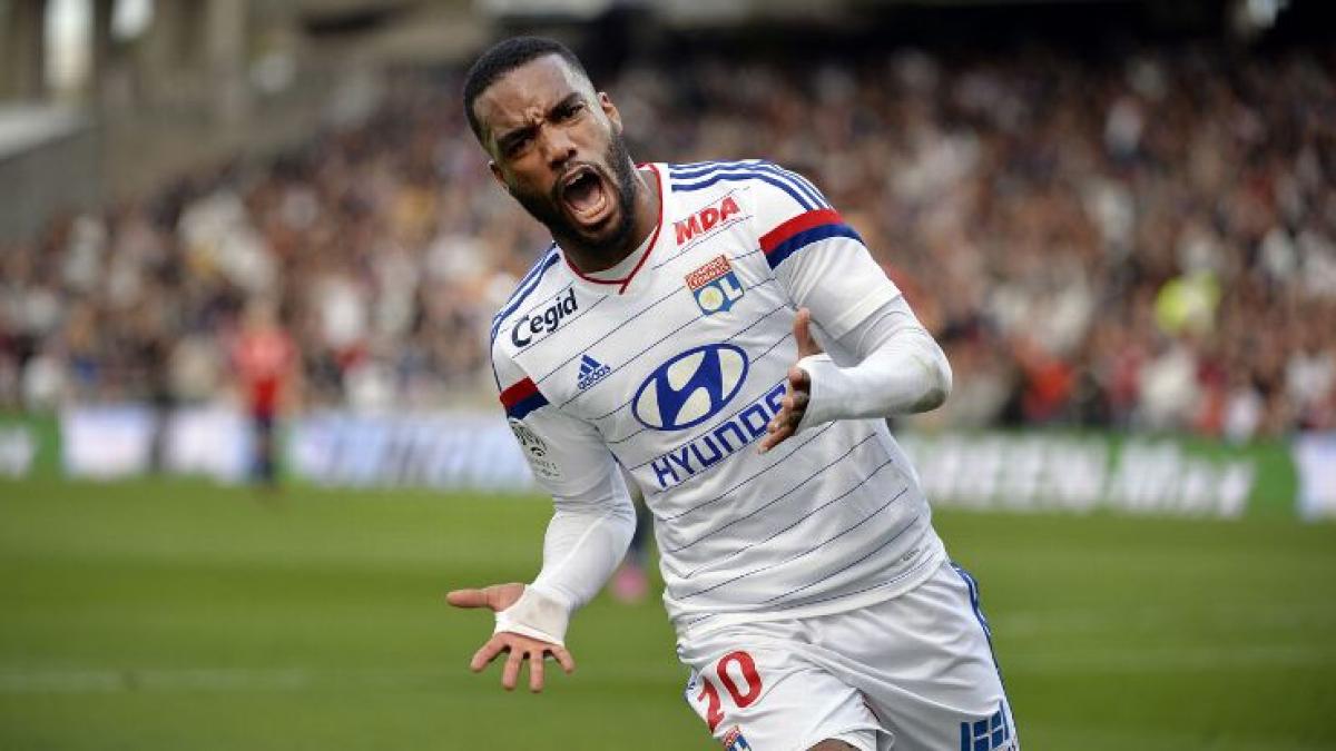 lacazette.jpg