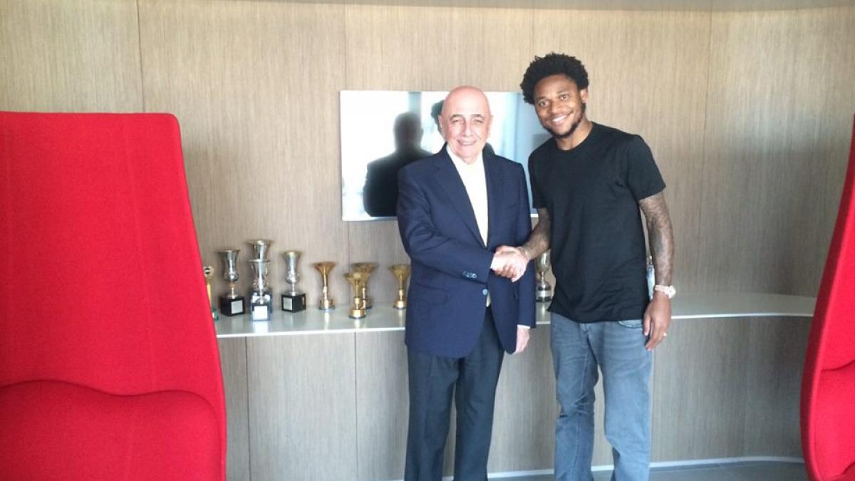 luiz adriano.jpg