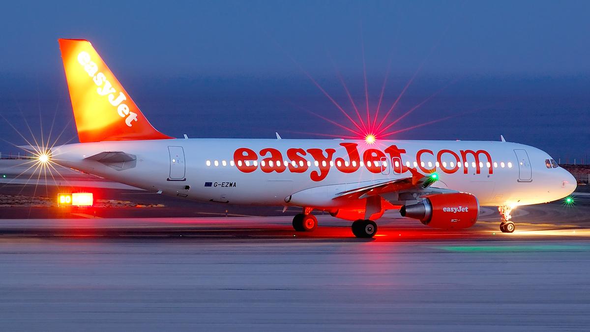 G-EZWA-easyJet-Airbus-A320-200_PlanespottersNet_320057.jpg