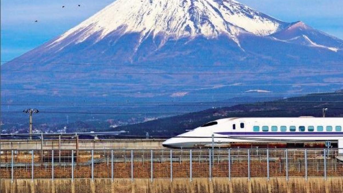 Shinkansen.jpg