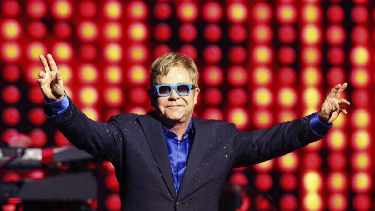 Elton John.jpg