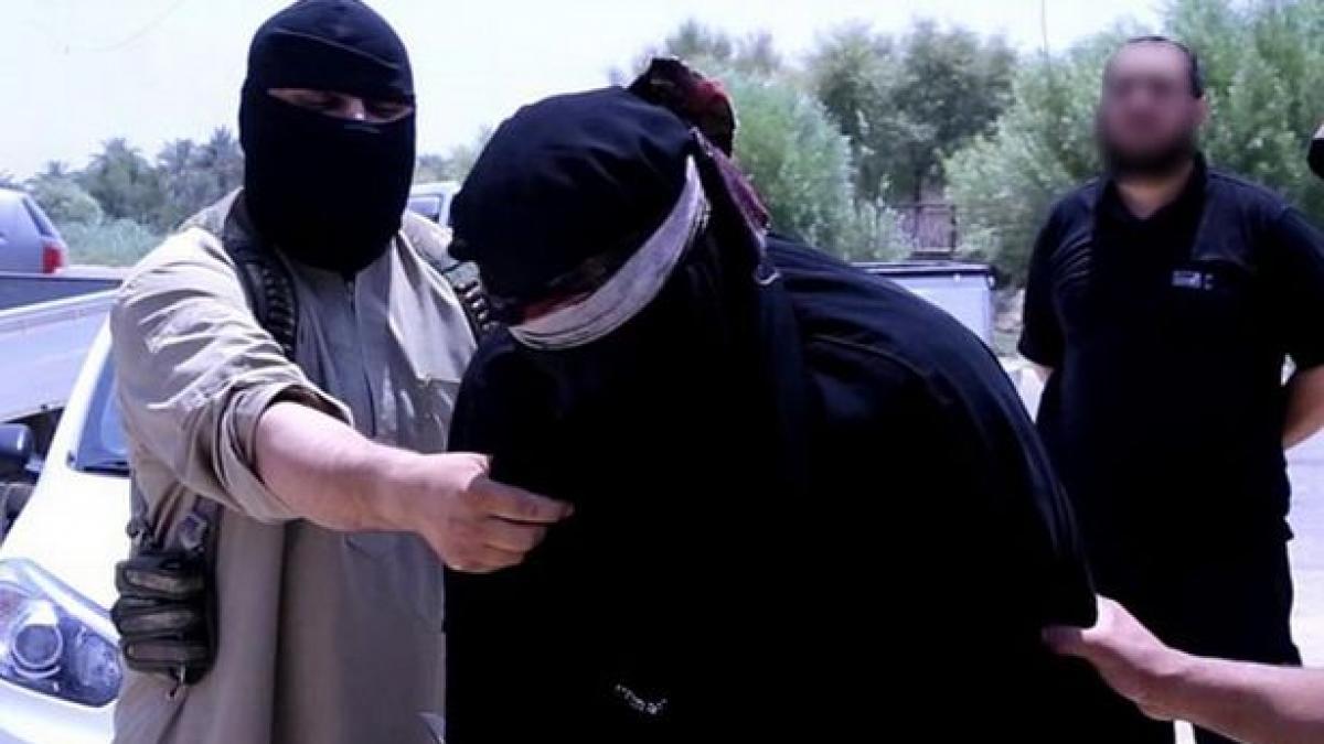 ISIS-behead-man.jpg