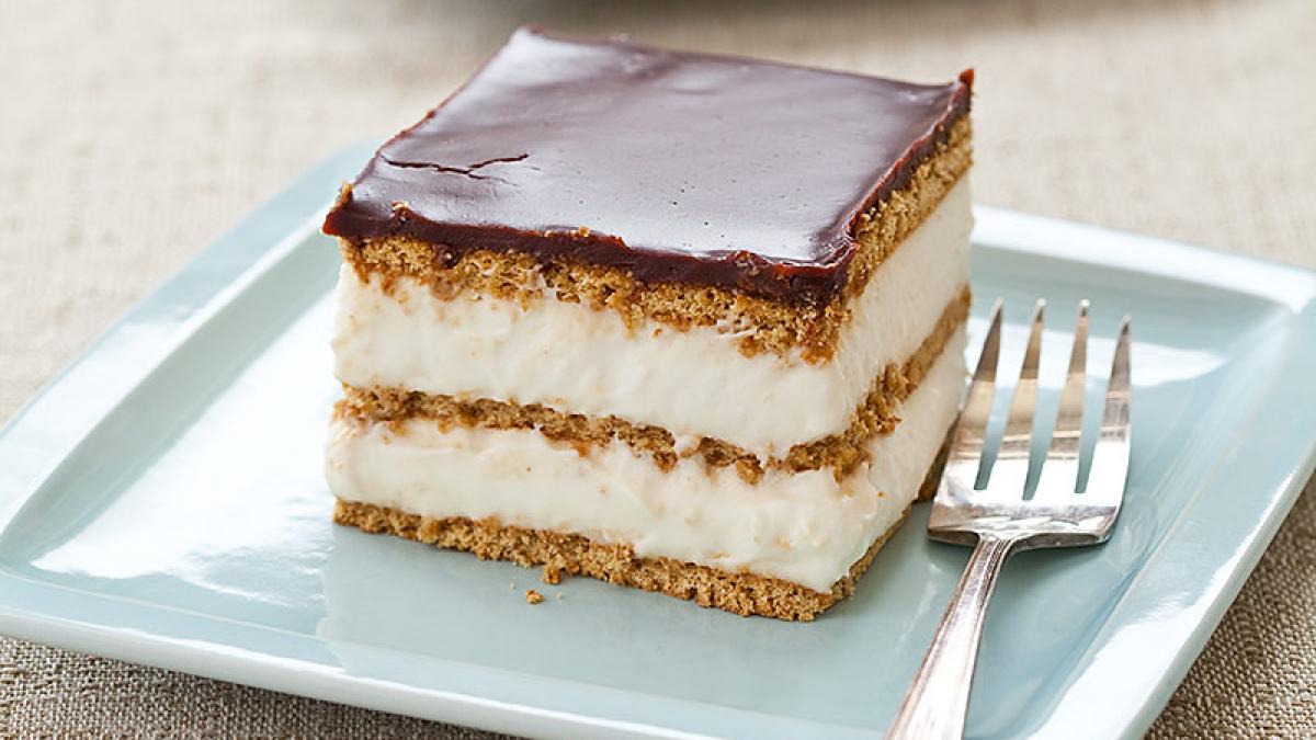 eclair cake.jpg